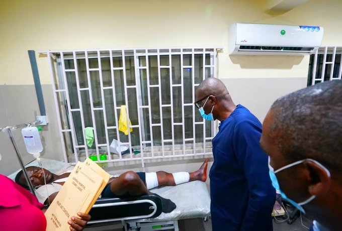 Sanwo-Olu also checks on another victim