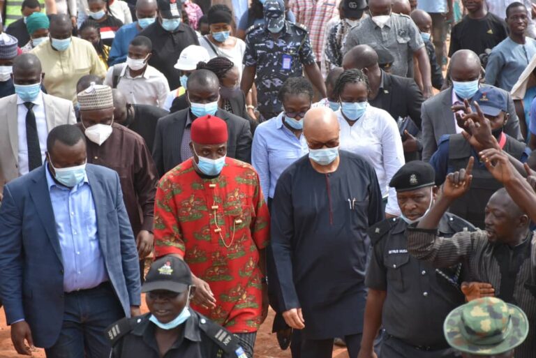 Amaechi and others during the inspection of rail project in Ibadan