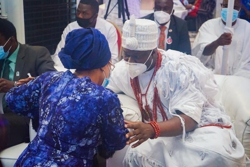 Florence Ajimobi with Oba Enitan Adeyeye Ogunwusi