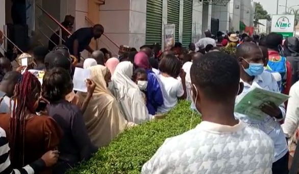Large crowd at NIN centre Abuja on Tuesday made NIMC change the rules