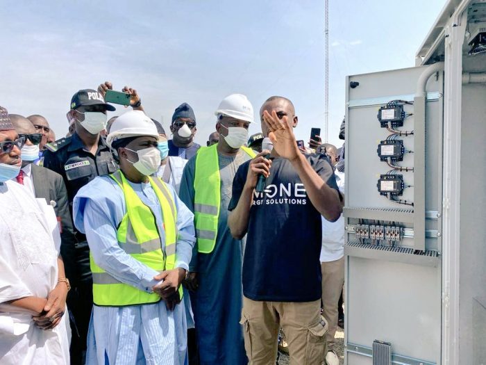 Sale Mamman and Governor Fintiri at the commissioning of solar power in Adamawa