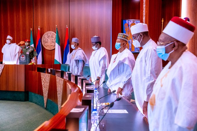 Buhari,left, with Borno-Yobe delegation