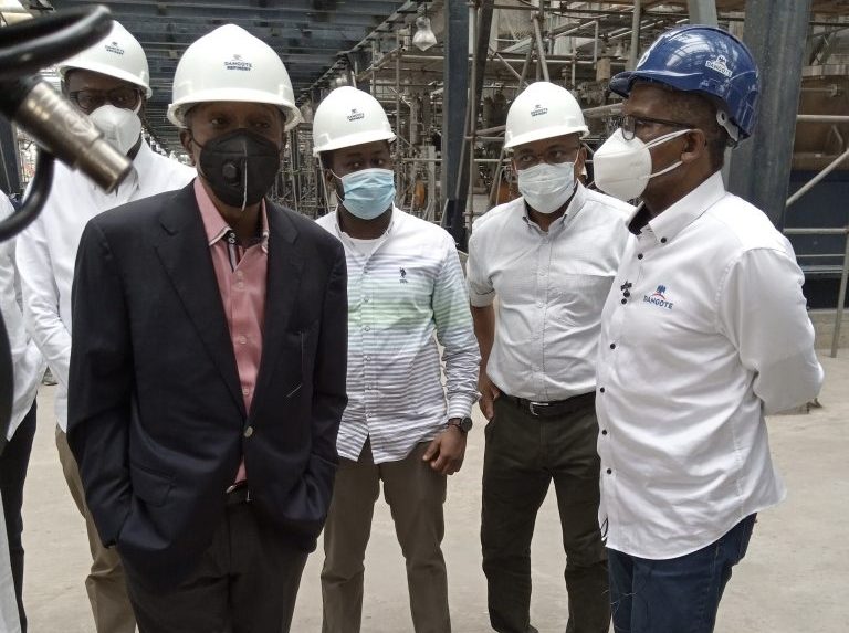 CBN governor Emefiele with Aliko Dangote during an inspection of the refinery on Saturday