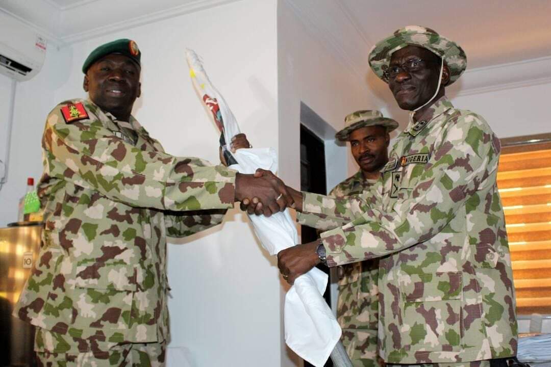 Gen Lucky Irabor handed over to Gen Ibrahim Attahiru as Theatre Commander Operation Lafiya Dole in Maiduguri in 2017