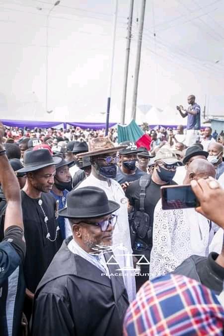 guests at lulu Briggs funeral