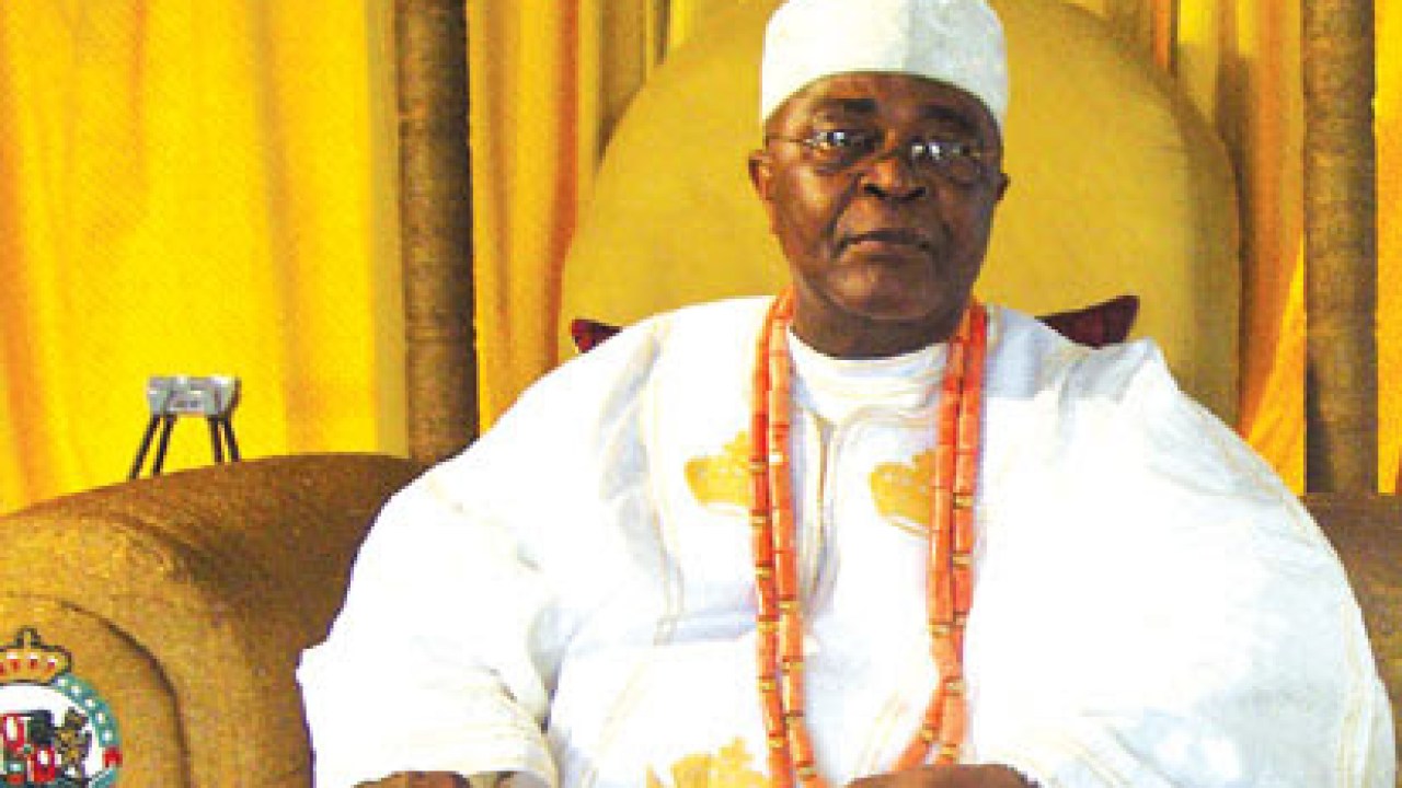 Alake Oba Gbadebo