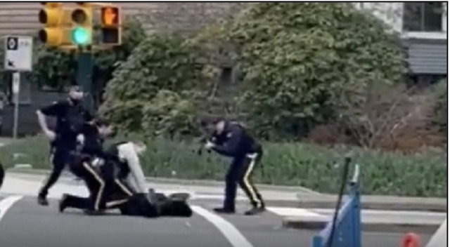 Canadian police pin down the knife-attacker in Vancuover