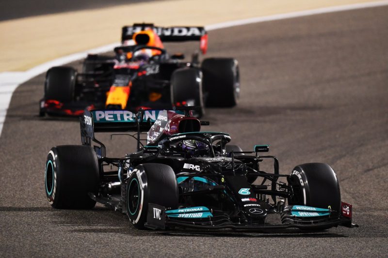 Lewis Hamilton holds off late Max Verstappen charge to win F1 opener #BahrainGP