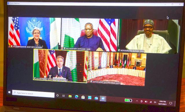 R-L: Buhari, Onyeama, Ambassador Beth Leonard annd Blinken, below