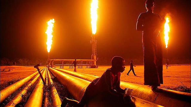 Gas flaring in Niger Delta 2