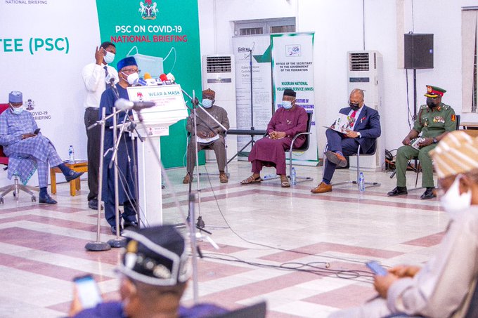 Health minister Osagie Ehanire at a press briefing on COVID-19 on 27 April