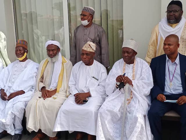 Sheikh Gumi, second left, Obasanjo, middle