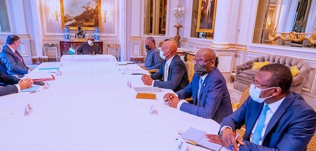 Buhari meets with Total delegation led by CEO Pouyanne