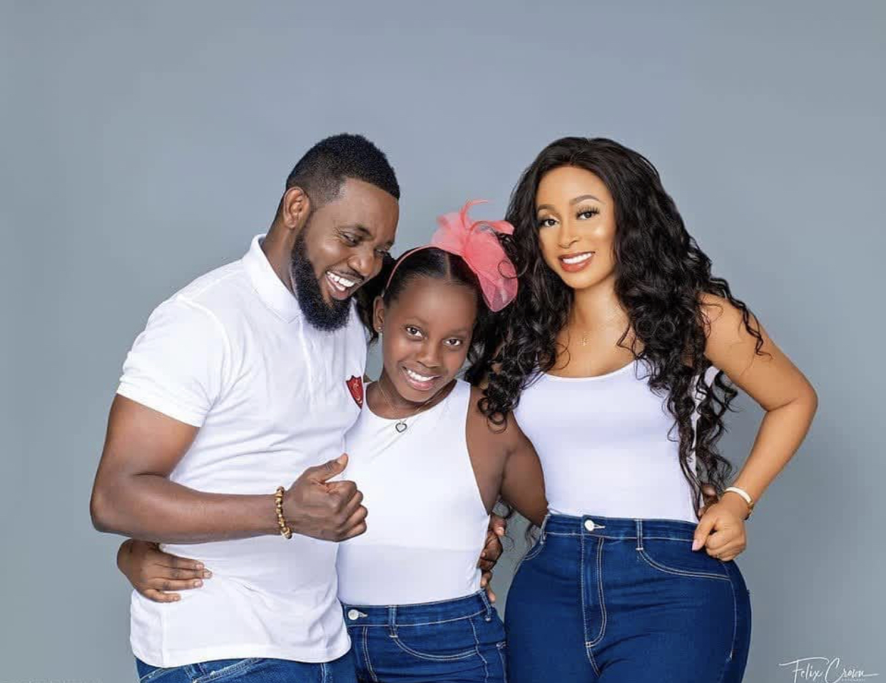 AY Comedian and his family