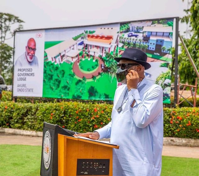Akeredolu at the foundation laying ceremony for Ondo governor’s lodge