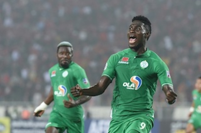 Ben Malango and another Raja Casablanca team mate