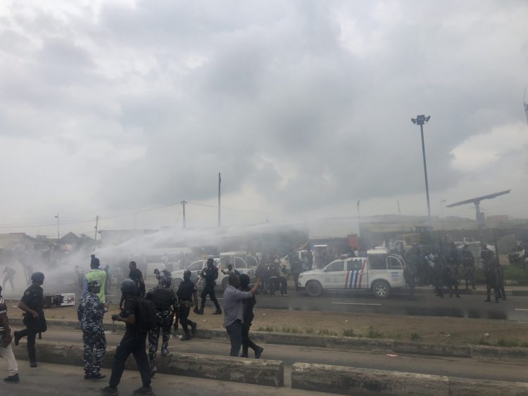 Sporadic gunshot in Ojota as police disperse agitators