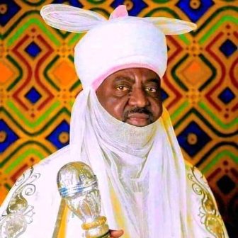 Ado-Bayero 15th Emir of Kano gets staff of office - P.M. News