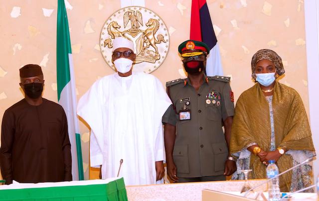 VP Osinbajo, Buhari, Yahaya and his wife Salamatu