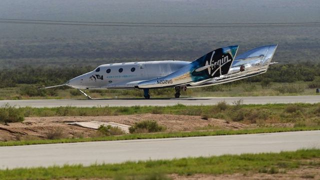 VSS Unity on landing on Earth