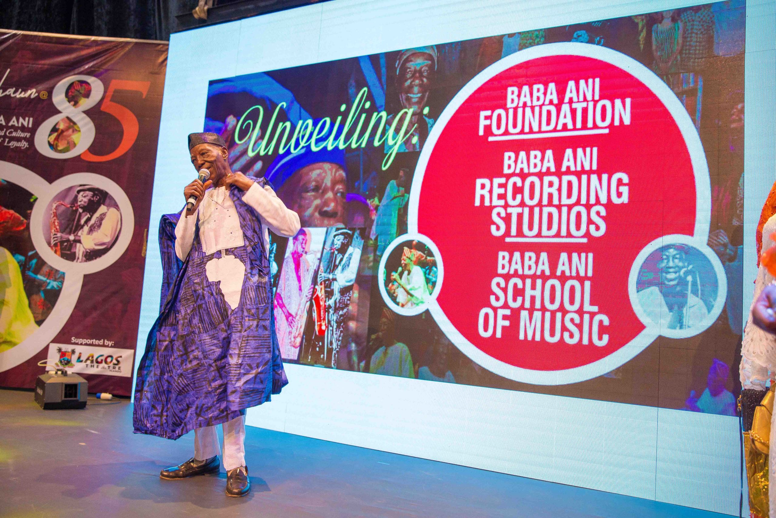 Baba Ani while unveiling his plans for the next generation of musical artists at his 85th birthday celebration held in Lagos.  Photo by Ayodele Efunla