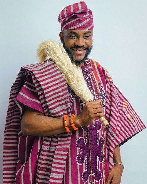 Ebuka looking regal in his ‘Olode Metta’ three- piece Aso Oke agbada