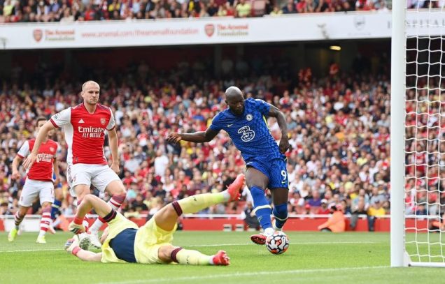 Lukaku scores for Chelsea against Arsenal