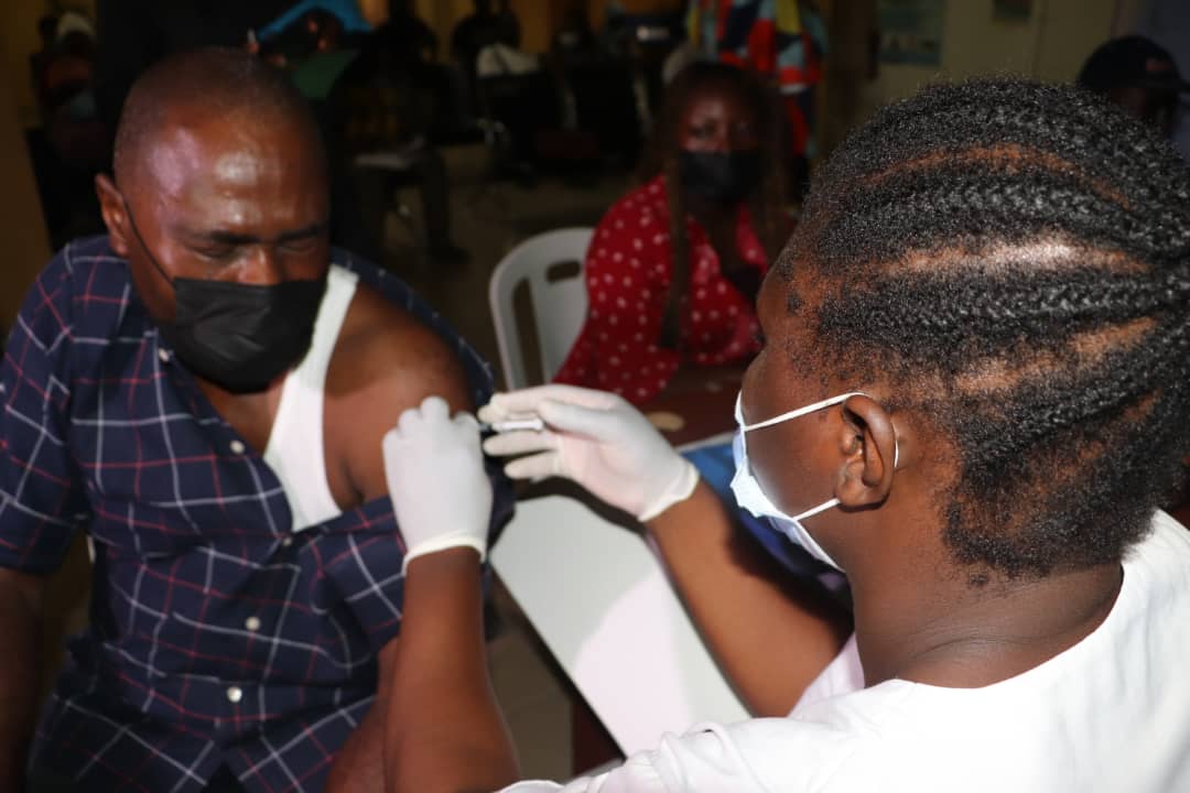 A Lagosian gets the COVID-19 vaccine jab