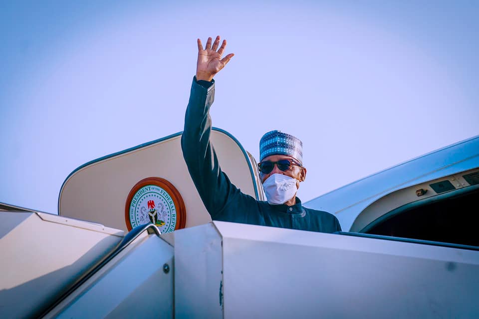 Buhari says goodbye as he leaves for New York