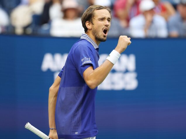 Daniil Medvedev roars into second U.S. Open final