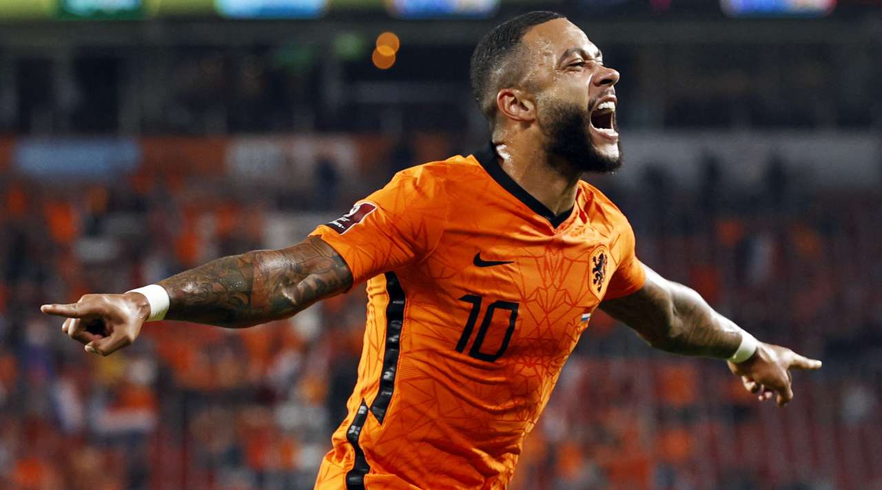 Depay hits brace for Netherlands