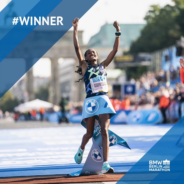 Gotytom Gebreslase wins the women's category in Berlin marathon