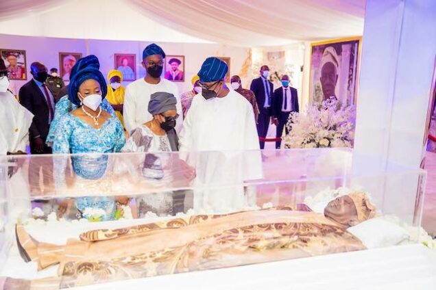 Lying-in-state for Pa Abiodun