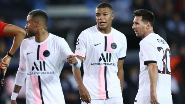 Neymar, Mbappe and Messi yet to shine together for PSG