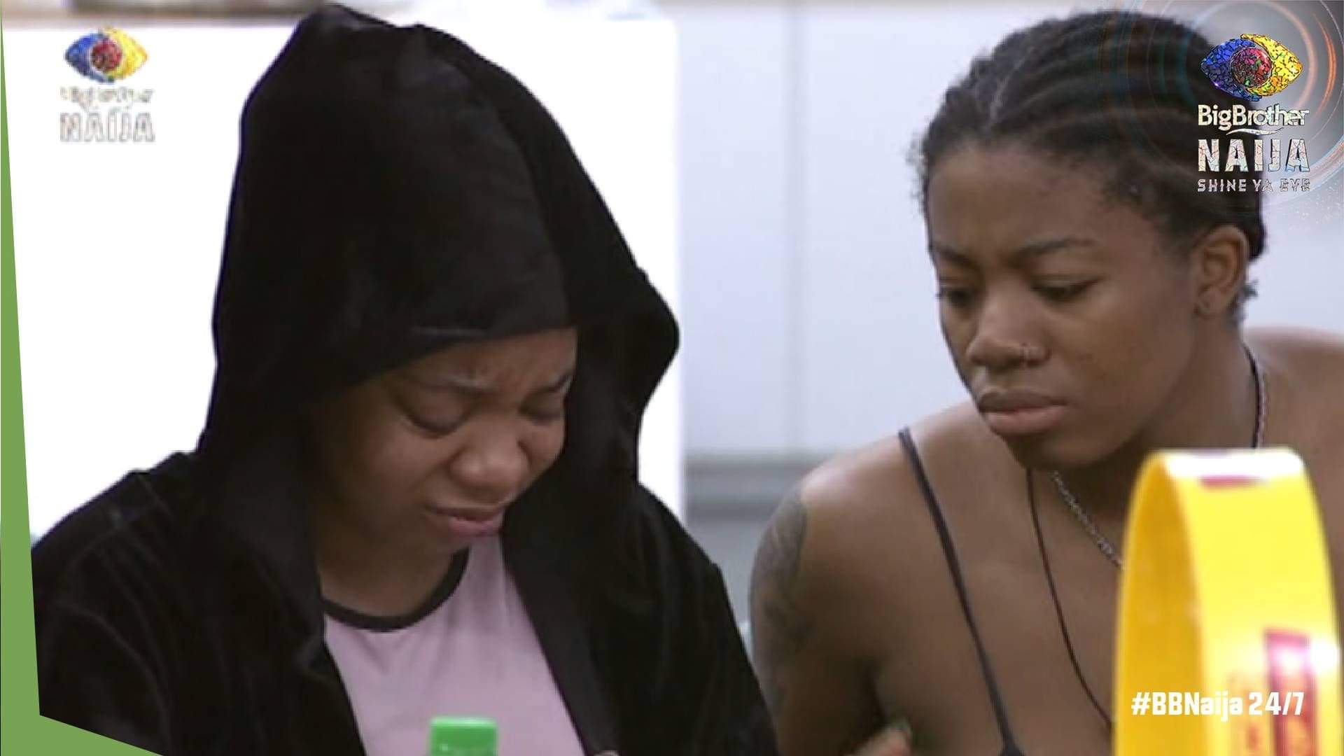 BBNaija: Queen in tears after death of her pet fish 'Green'
