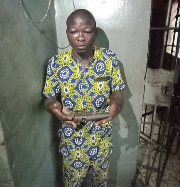 Samsudeen, the suspected robber arrested with gun