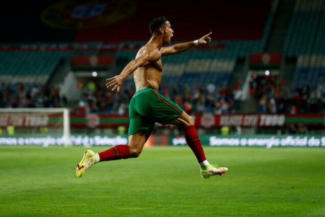Ronaldo ecstatic after surpassing Iranian Ali Daei’s goal record