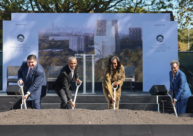 The Obamas with Governor J.B. Pritzker and Chicago Mayor Lori Lightfoot perform the groundbreaking for the presidential centre