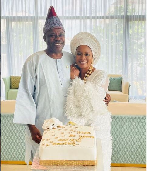 Senator Ibikunle Amosun and his wife, Olufunke celebrate 30th wedding anniversary.