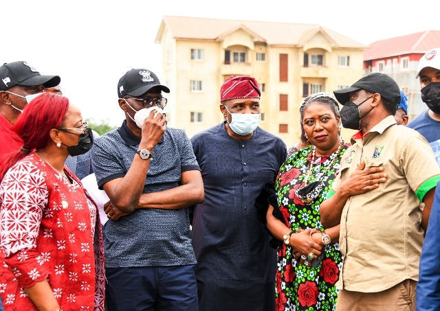 Sanwo-Olu during inspection of the Sangotedo House Scheme