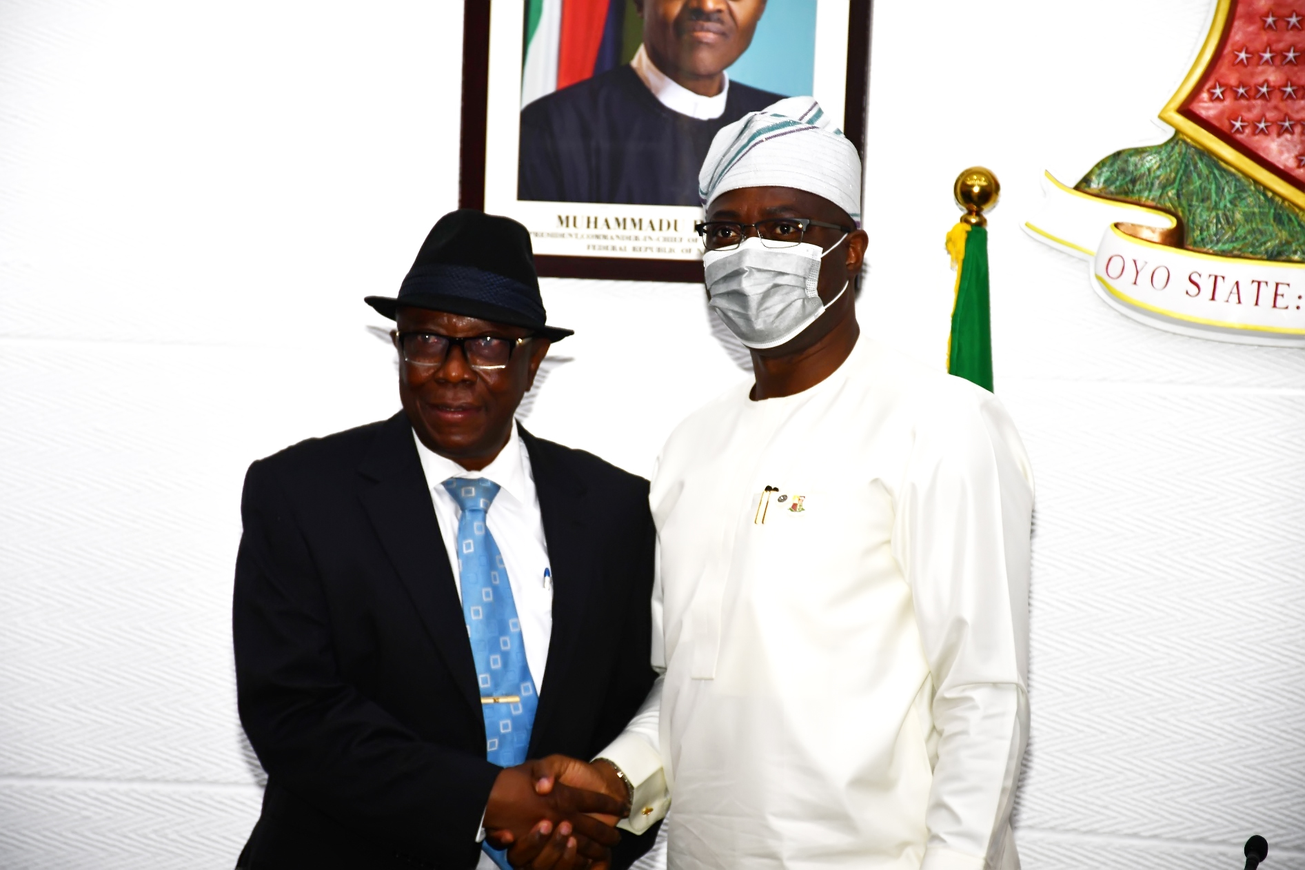 Oyo State Governor, Seyi Makinde (right) and the New President, Oyo State Customary Court of Appeal, Honorable Justice Moshood Abass during the swearing-in of Justice Abass as President Customary Court of Appeal held at Governor's Office, Secretariat, Ibadan.