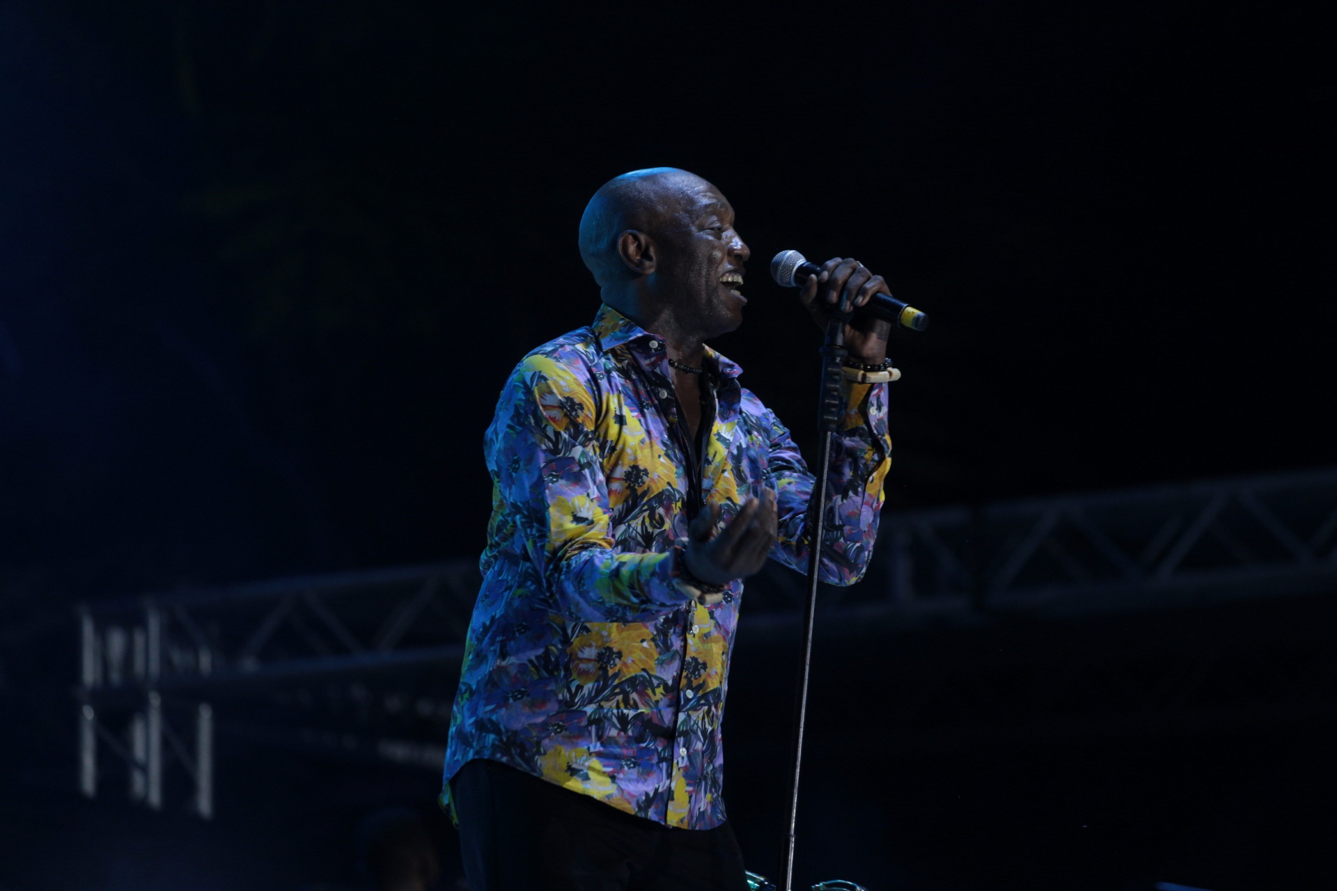 Dede Mabiaku performing at Eko On Show