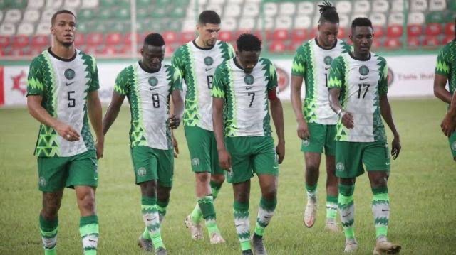 Nigeria's Super Eagles players walk away in shame after losing at home to Central African Republic coached by Raoul Savoy