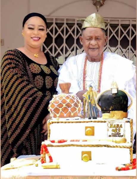 Queen Abbey aka Current Alhaja poses with Alaafin of Oyo, Oba Lamidi Adeyemi on his birthday.