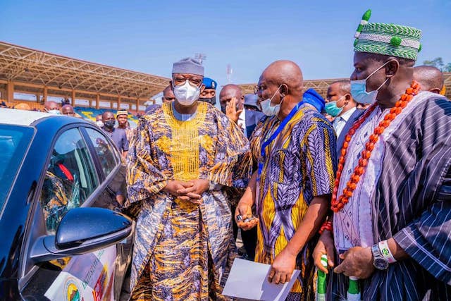 Fayemi presents a car to the best secondary school teacher