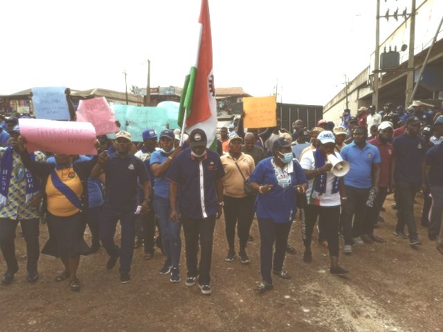 NLC leads workers protest on Lagos-Abeokuta expressway
