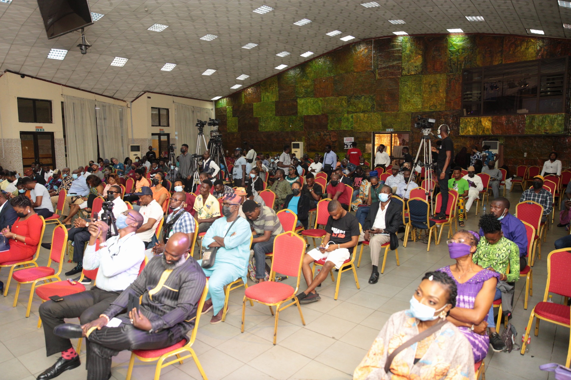 Cross-section of the attendees., Omobaba