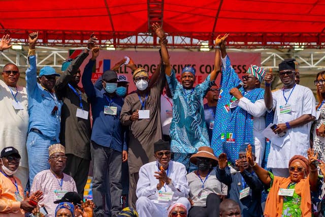 Sanwo-Olu 5th right shows off the new Lagos ApC chairman Ojelabi