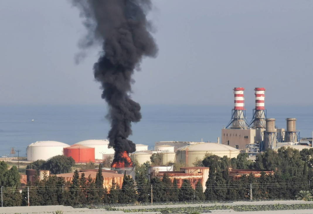 Lebanon's Zahrani power station oil storage tank on fire