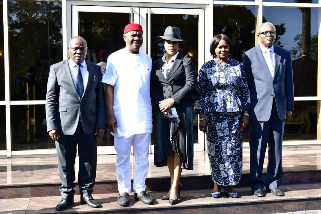 L-R: Chief Judge of Rivers State, Hon. Justice Simeon Amadi; Governor of Rivers State, Nyesom Ezenwo Wike; Hon. Justice Eberechi Suzzette Nyesom-Wike; Deputy Governor of Rivers State, Dr. Ipalibo Harry-Banigo and the Acting President Customary Court of Appeal, Rivers State, Hon. Justice Ihenacho Wilfred Obuzor at the Government House, Port Harcourt on Thursday after Justice Obuzor's swearing in